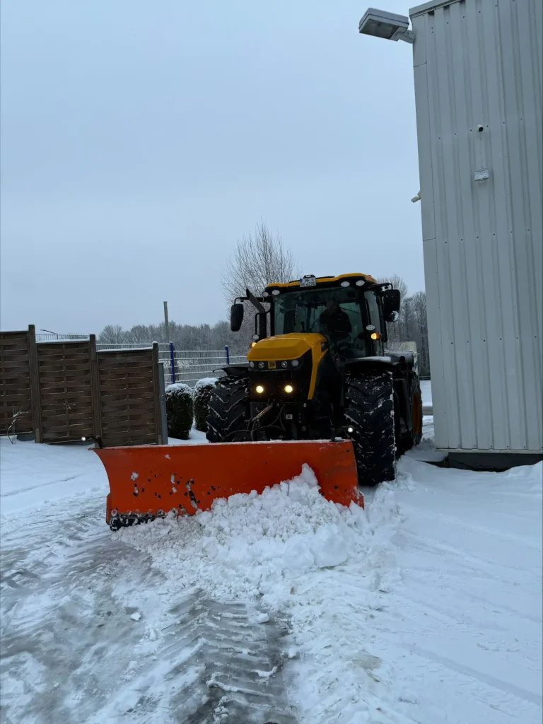 winterdienst-fuer-den-kreis-herford-bgdienstleistungen